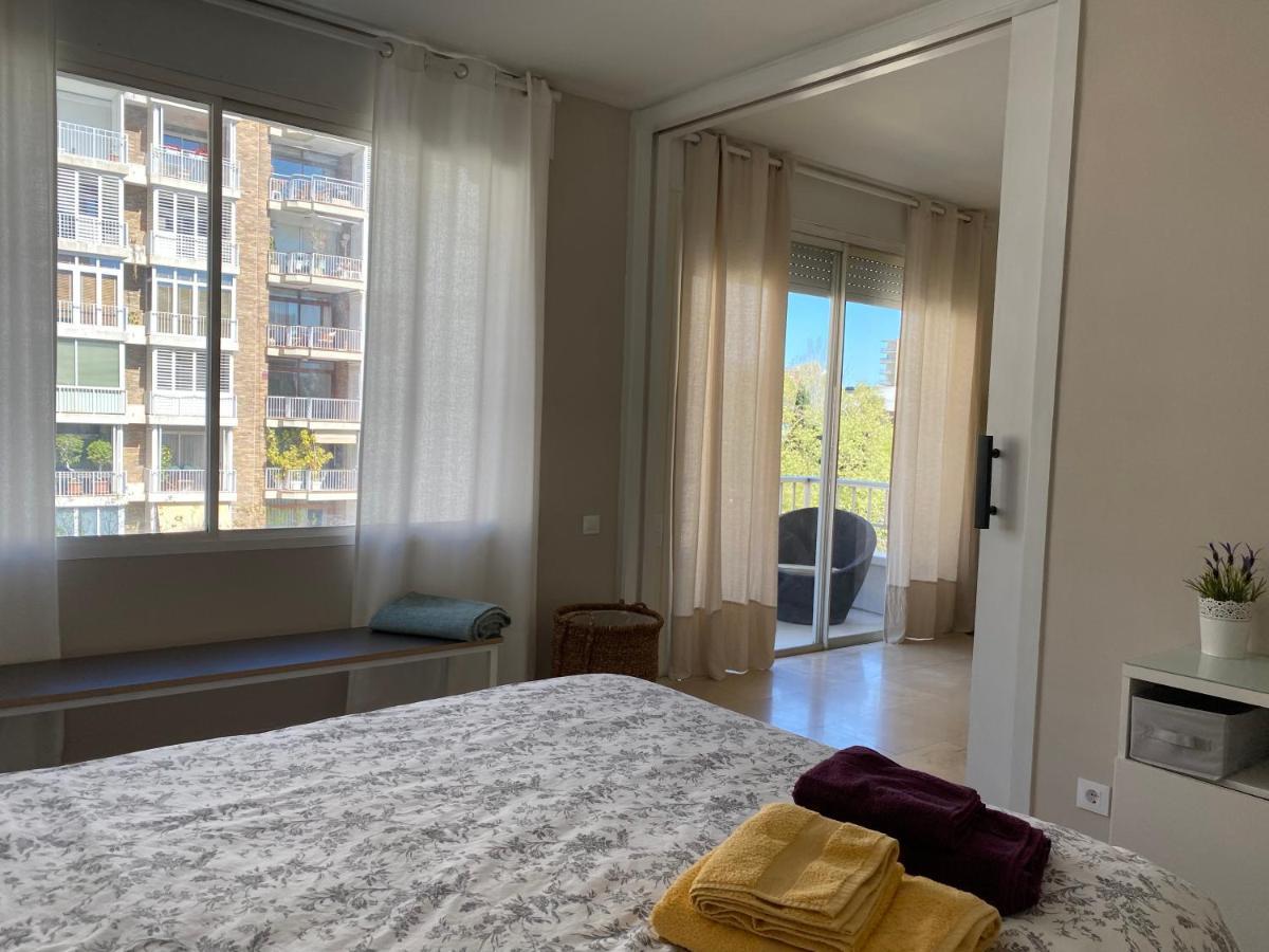 Precioso Y Tranquilo Apartamento Zona Alta Diagonal Barcelona Buitenkant foto