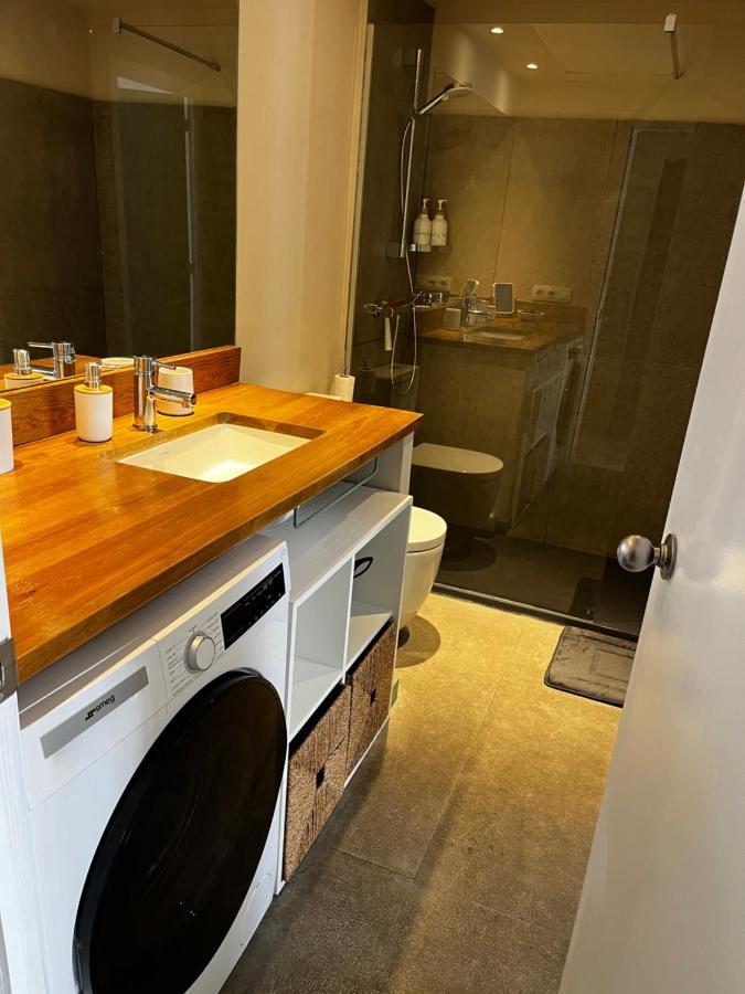 Precioso Y Tranquilo Apartamento Zona Alta Diagonal Barcelona Buitenkant foto